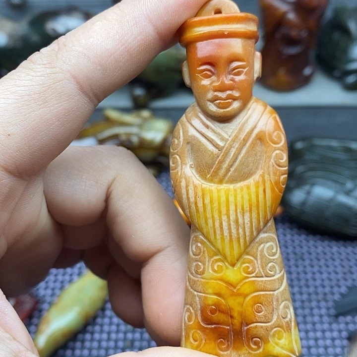未镶嵌蛇纹石玉颈饰