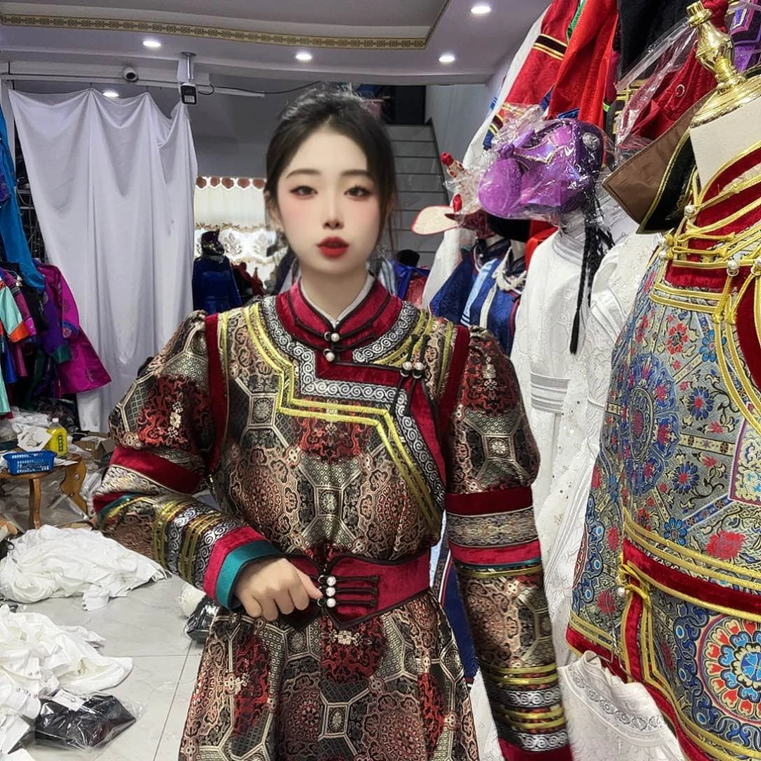 闪电购黑色红盛装送头饰