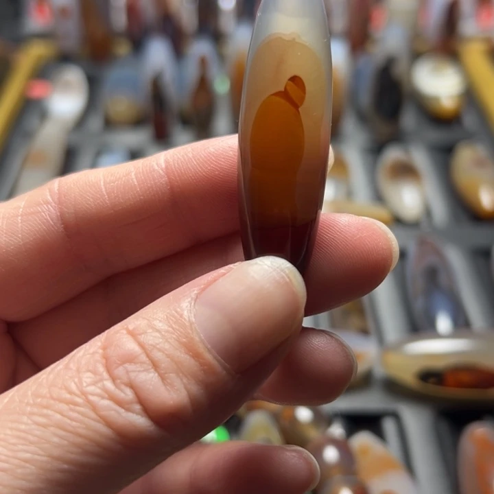 玛瑙/玉髓未镶嵌颈饰