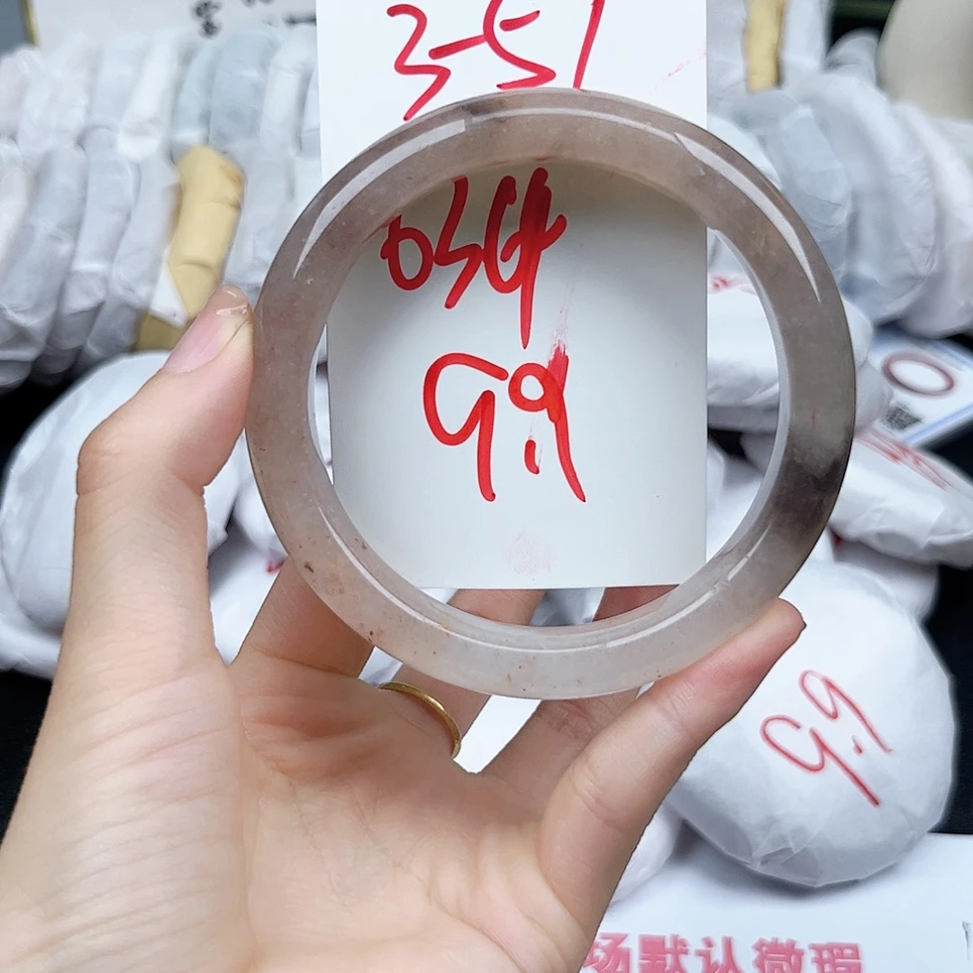 石英质玉未镶嵌手镯3.57