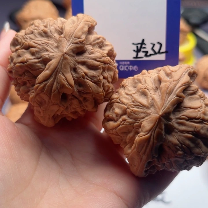 吊坠文玩核桃天**勤文玩核桃把件32
