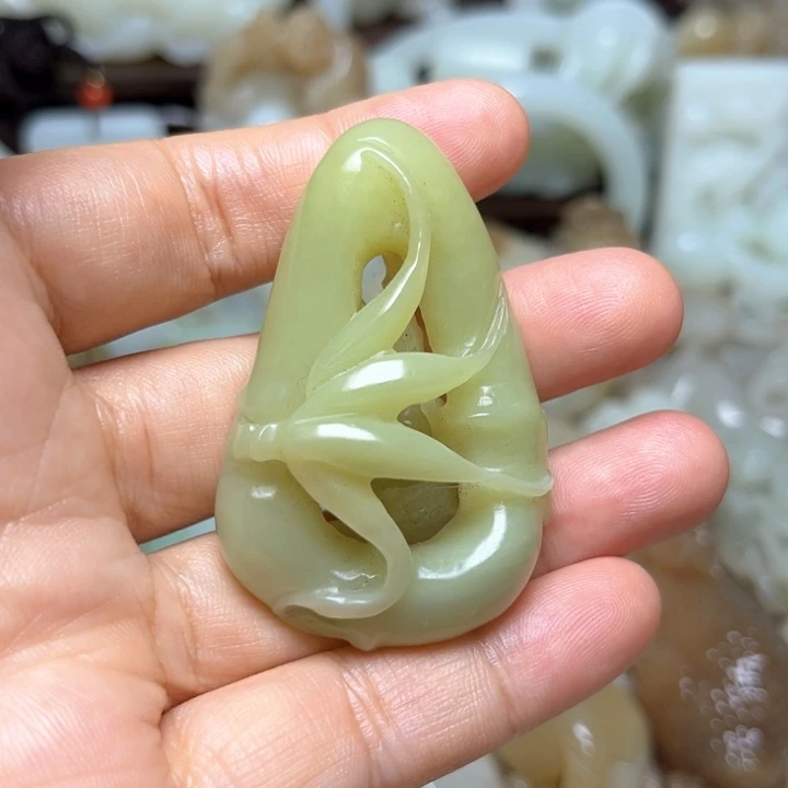 未镶嵌和田玉（糖玉）珠宝奇石