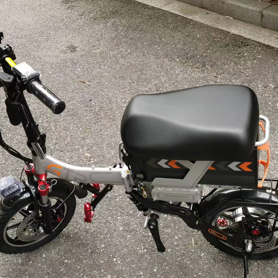 梭鱼闪电S9代驾车沙发大坐垫加宽加厚柔软舒适专用代驾车鞍座