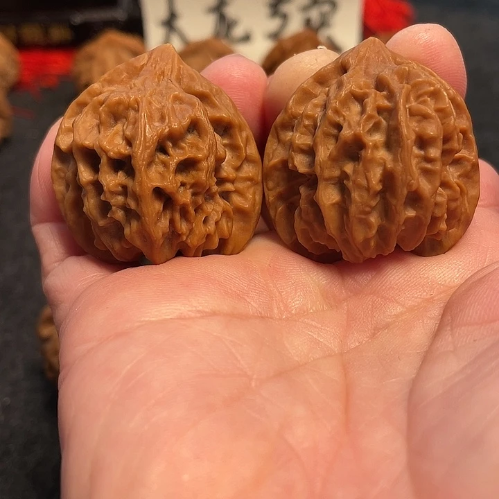 e***s把件文玩核桃曹大龙