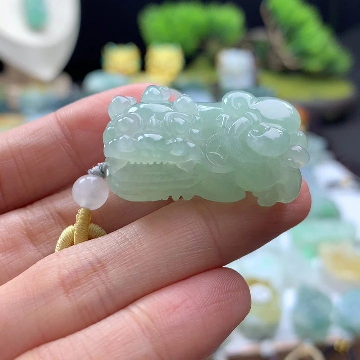 翡翠未镶嵌颈饰貔貅21