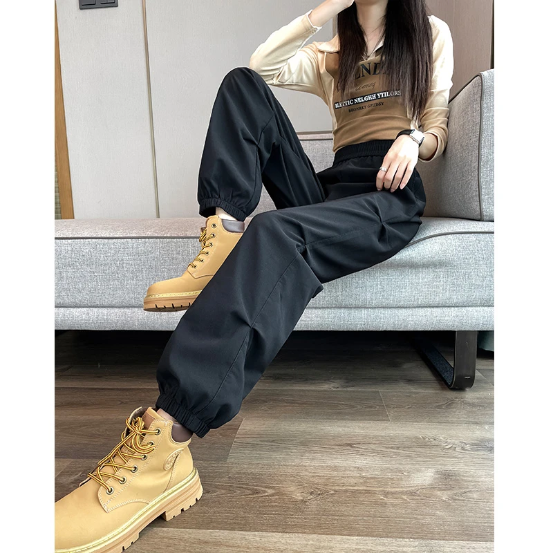 工装裤女秋季2025新款酷飒风宽松哈伦美式束脚运动登山休闲冲锋裤