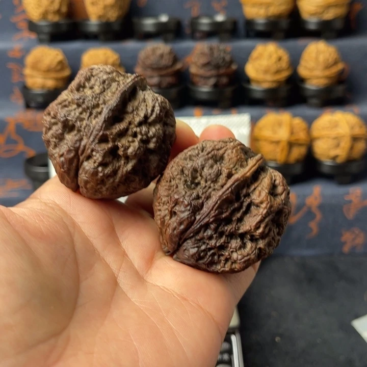子***竣文玩核桃把件金刚佛手