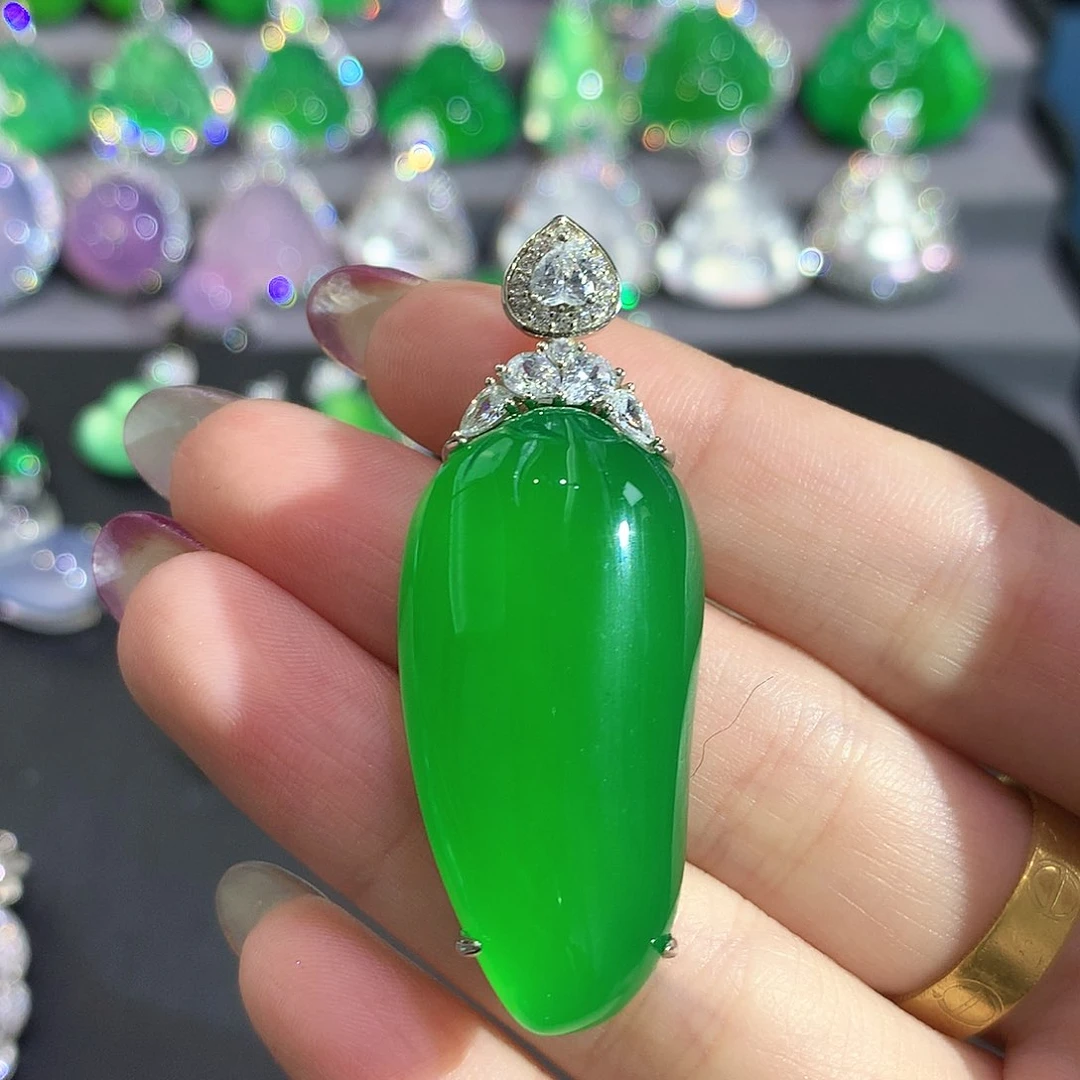 银S925镶嵌颈饰玛瑙/玉髓哆**?