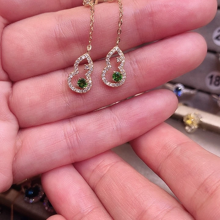 透辉石耳饰银S925镶嵌妙*