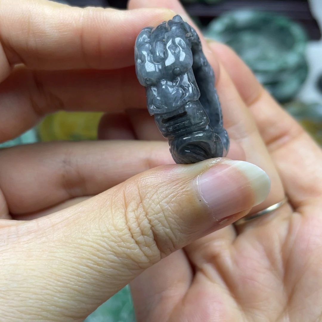 翡翠未镶嵌颈饰牌子22