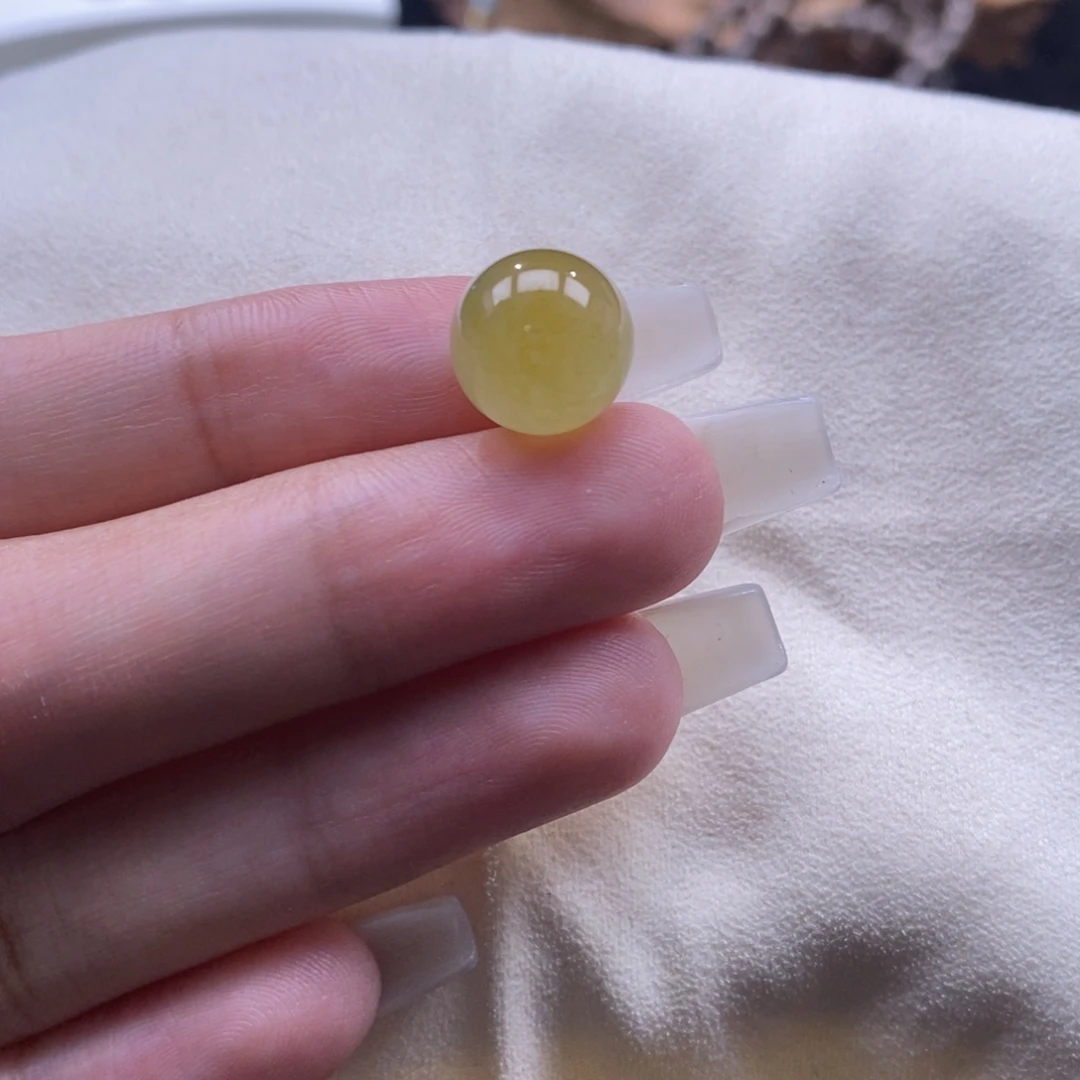 翡翠未镶嵌颈饰冰黄珠卡11.8