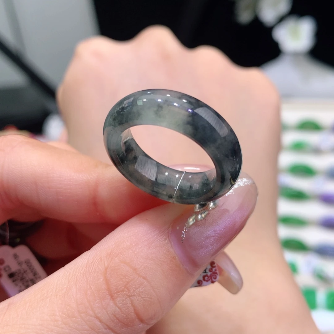 雪***翡翠未镶嵌戒指翡翠