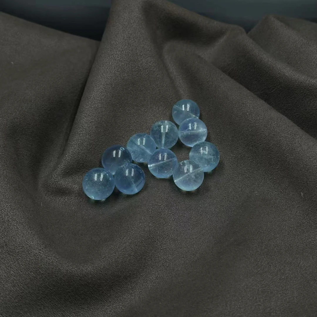 ZZ025 海蓝宝圆珠吊坠 多样性发其一