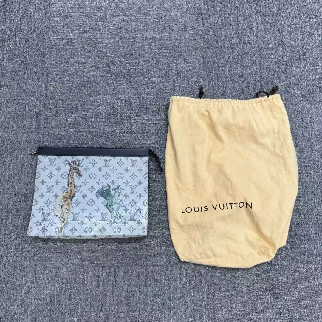 99新 LouisVuitton/路易威登 动物园手拿包/33*5*26cm编码15831