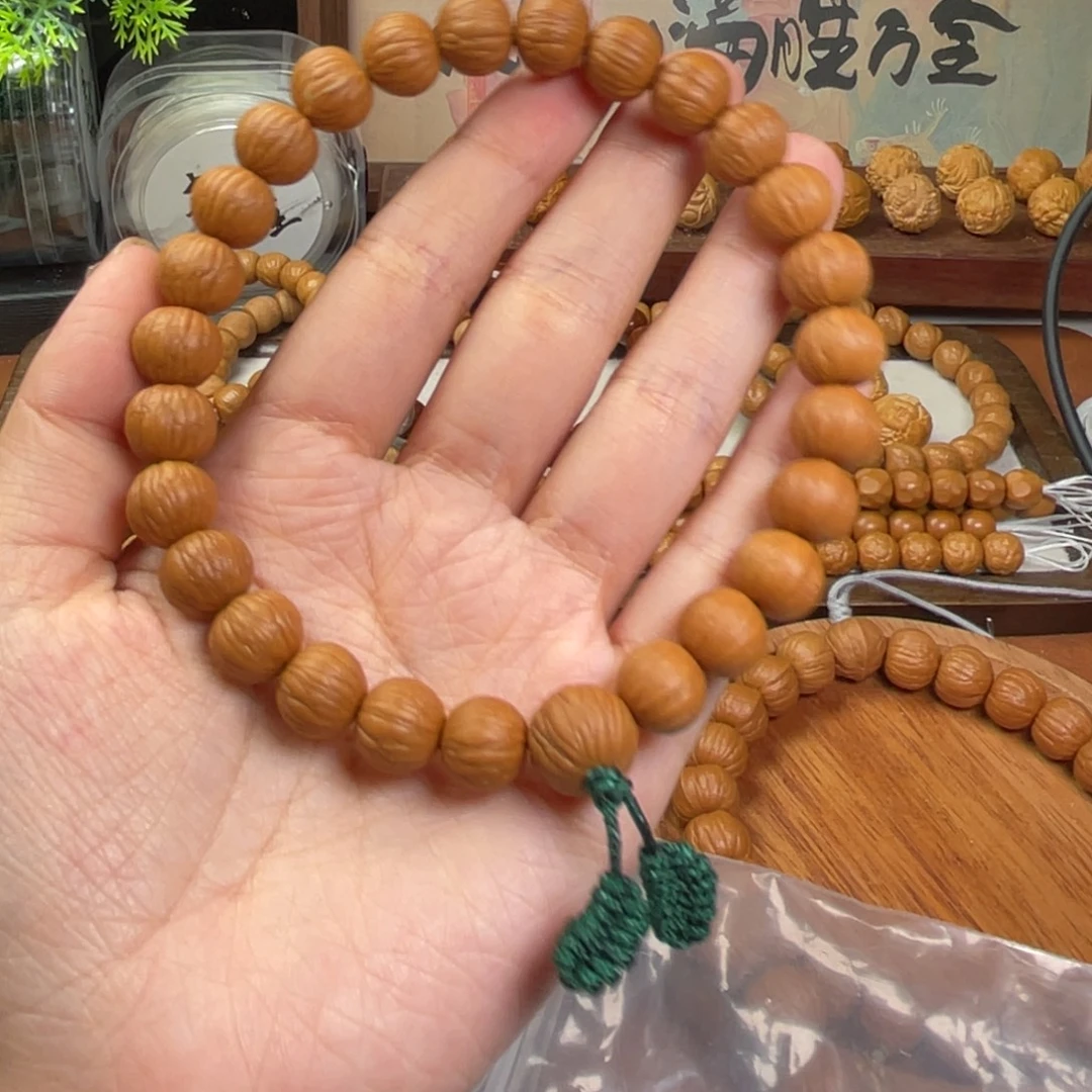 V***n手串猴头核桃土豪