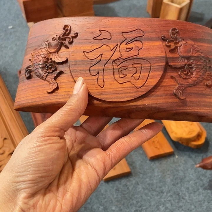 非洲紫檀（红花梨）金鱼