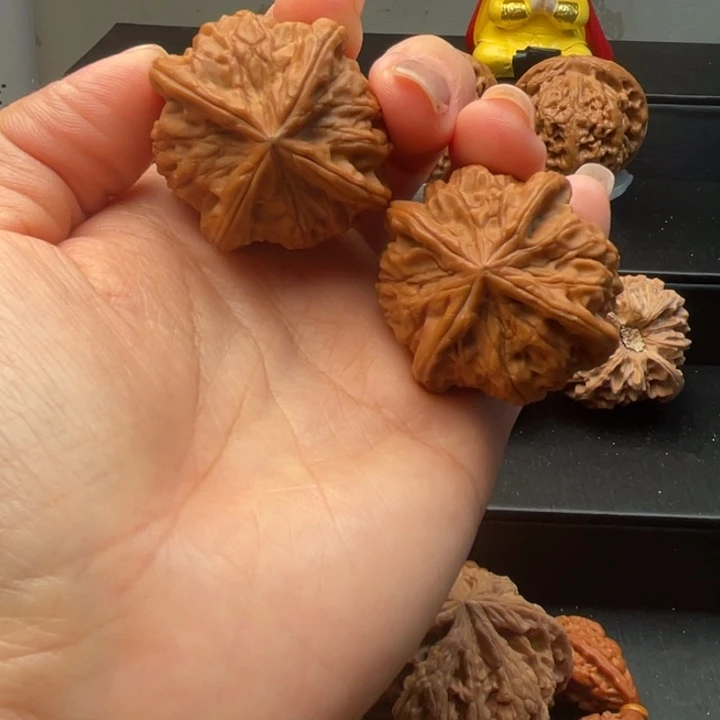 核桃雨花石四棱全品41