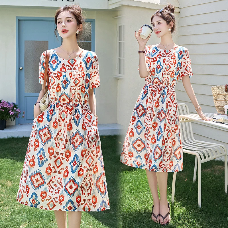 法式印花连衣裙女2025夏季新款高级感洋气减龄遮肚显瘦中长款裙子