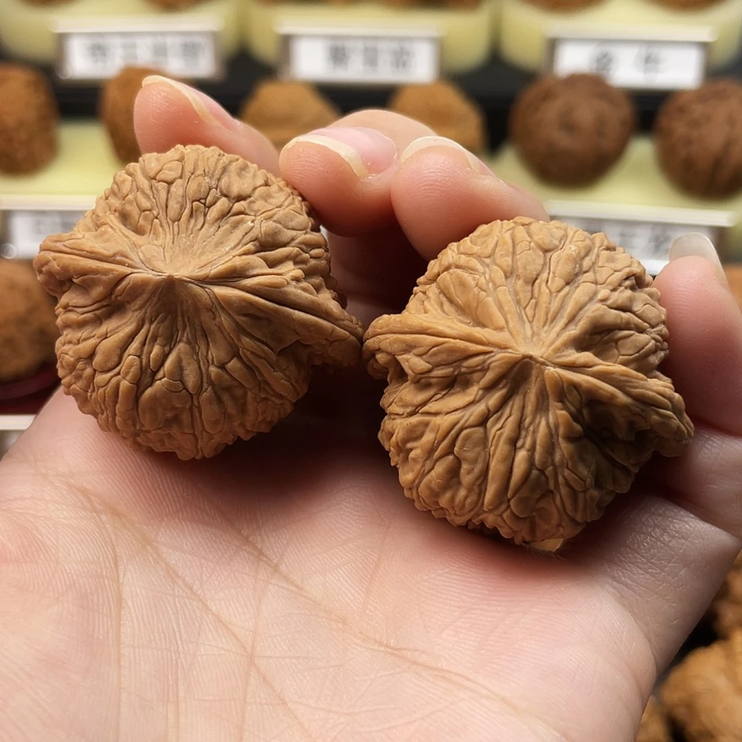 文玩核桃把件泥鳅背38全品937