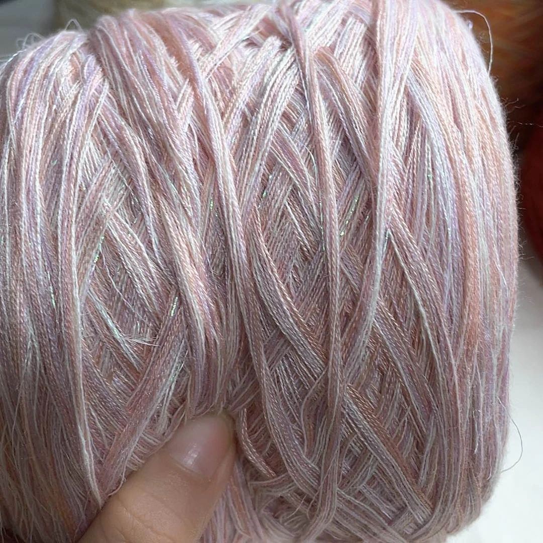 闪粉色一团半斤左右