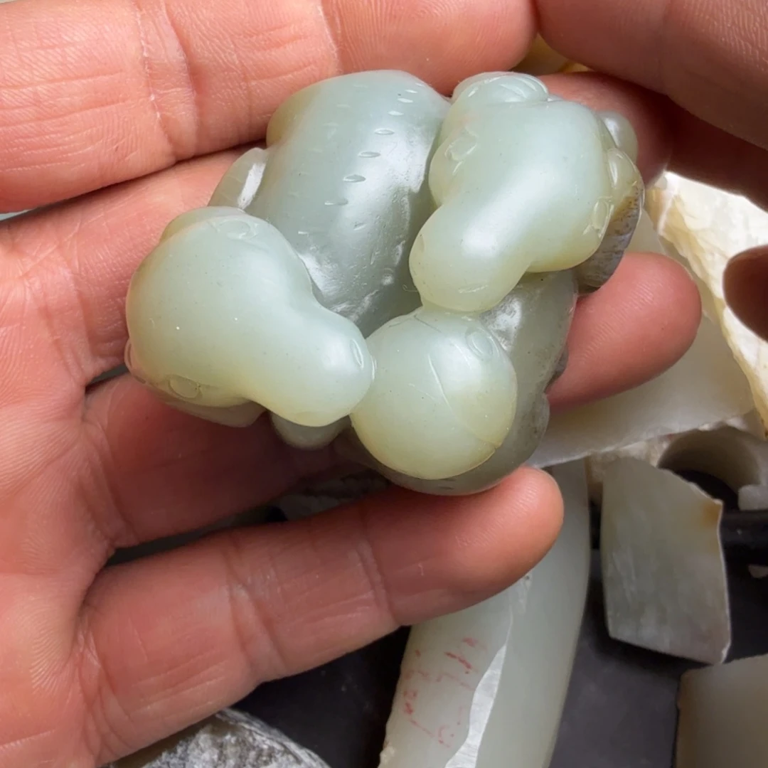 和田玉颈饰未镶嵌