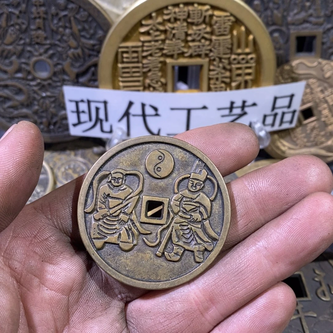 快***遥铜翻砂铸造现代工艺品