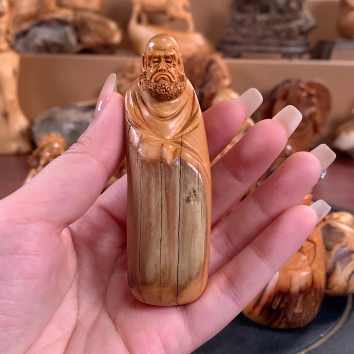 柏木（崖柏）根雕摆件