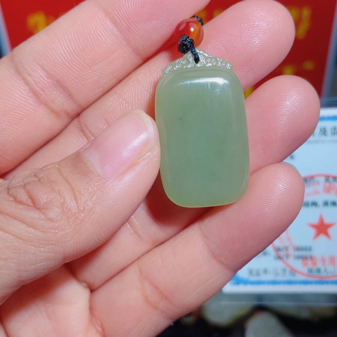 和田玉未镶嵌颈饰拍一发一