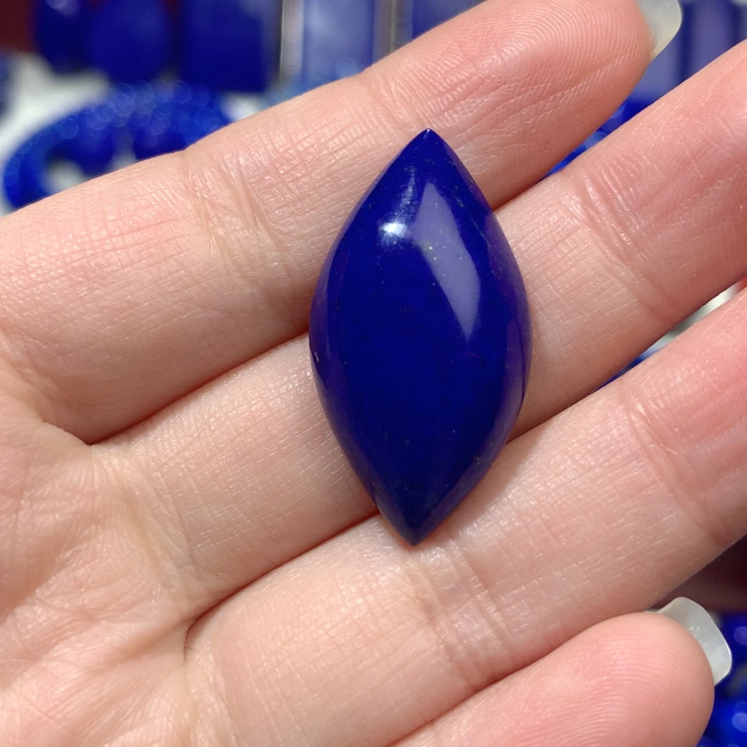 青金石未镶嵌挂件蛋面