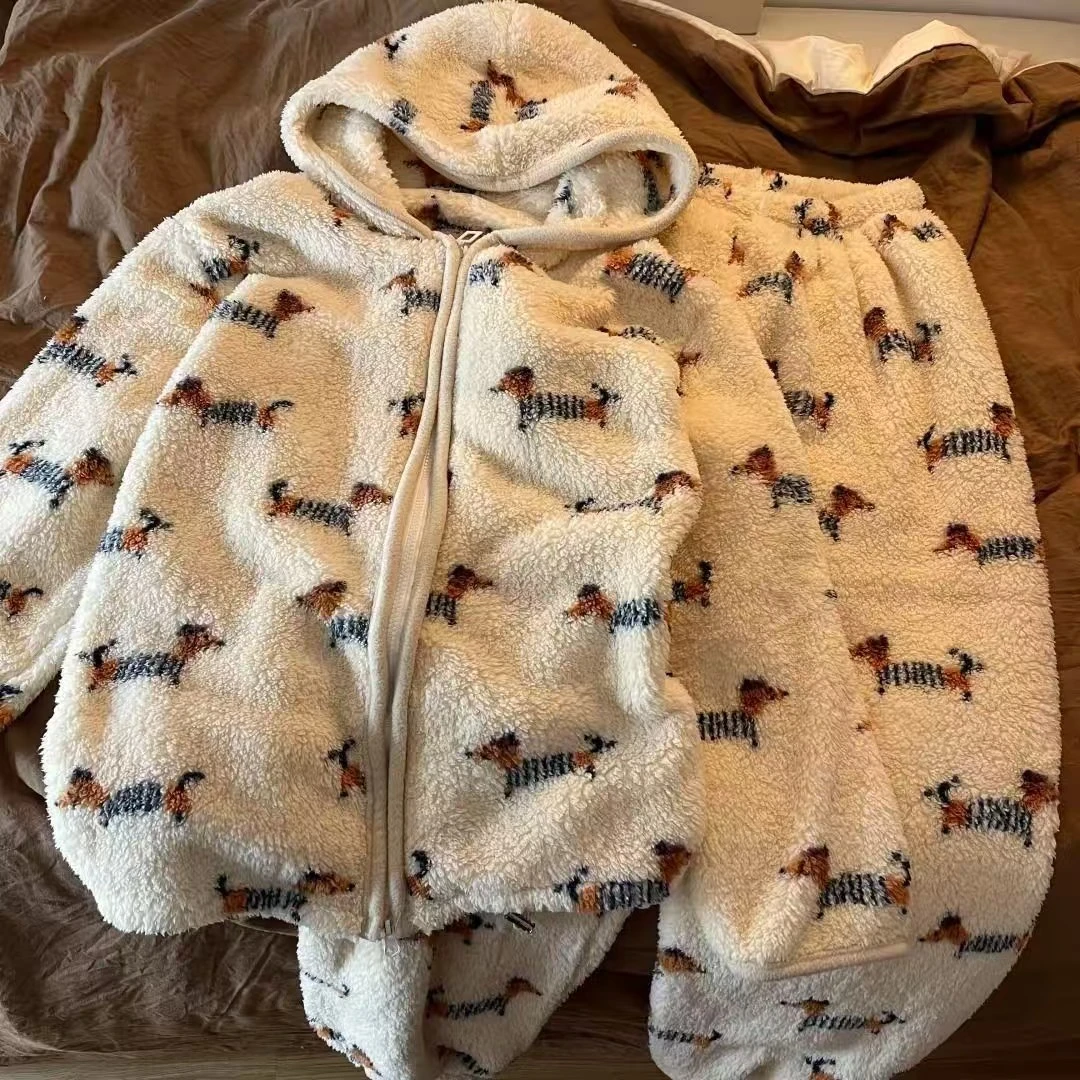 女童秋冬卡通腊肠狗连帽珊瑚绒睡衣新款加绒加厚保暖家居服套装