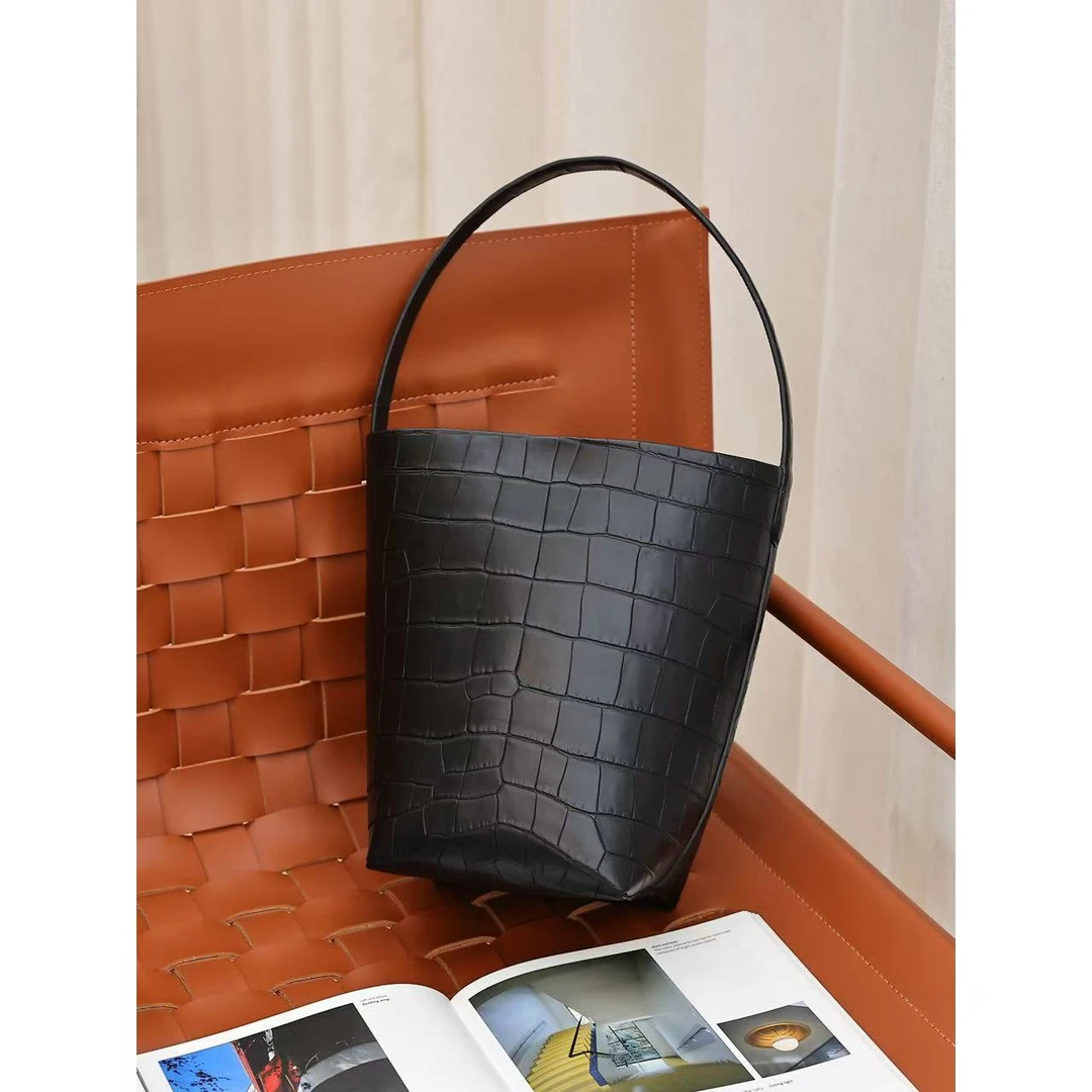 一只甜Undoux  甜的TR水桶包-鳄鱼皮