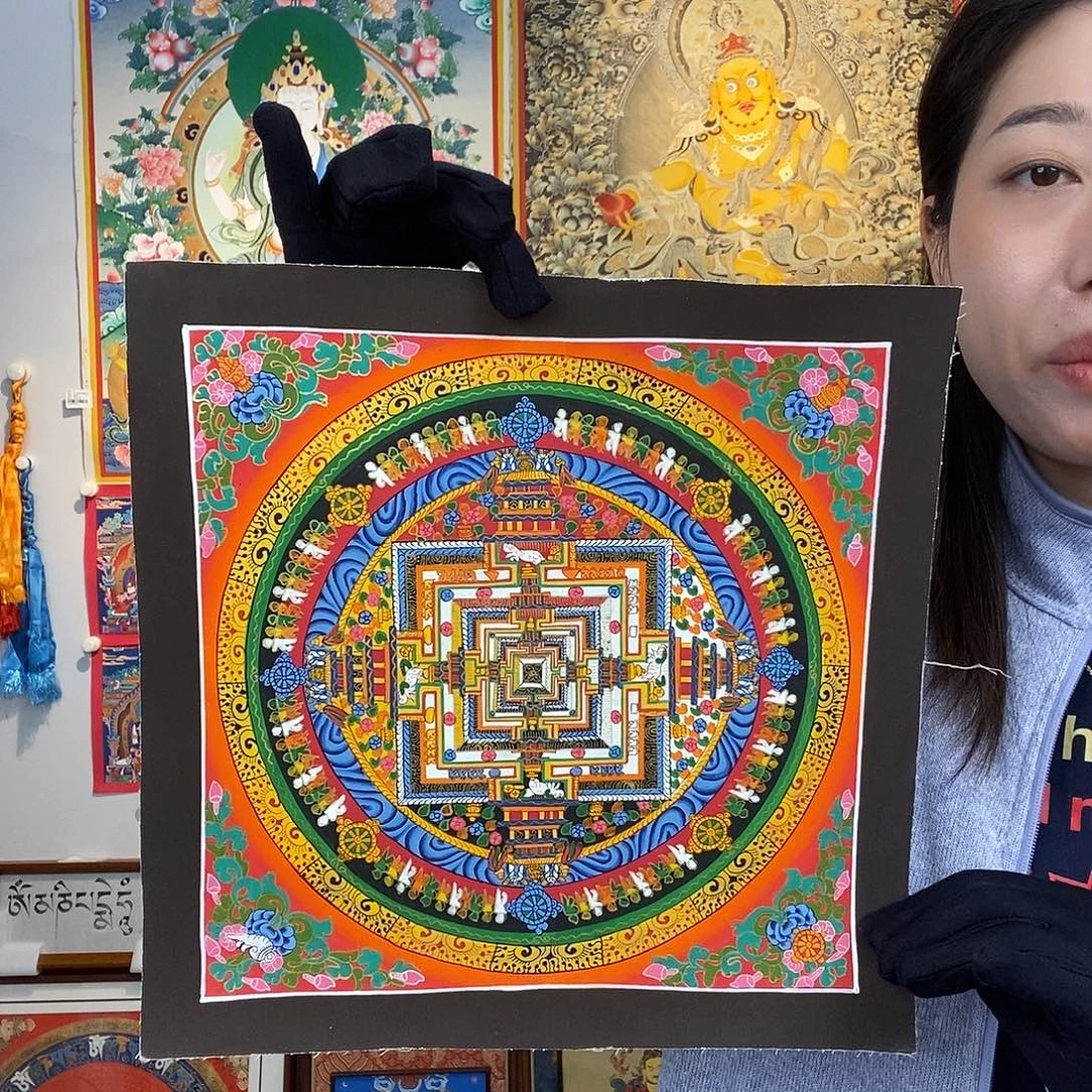 卷轴画纯手绘唐卡六字真言27厘米左右