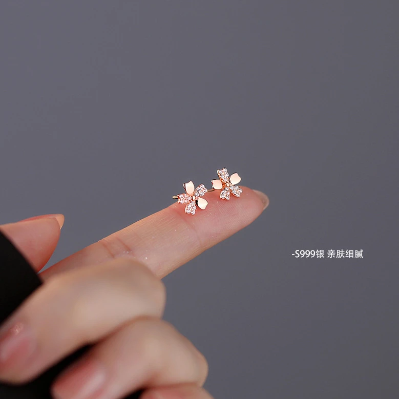 足银合成锆石耳饰 S999银镶钻樱花耳钉女简约小清新甜美花朵耳饰