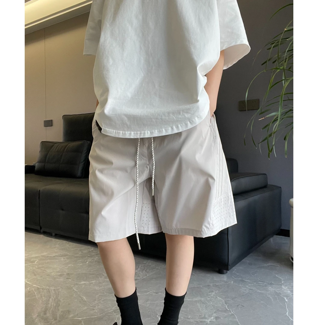 到位男装25ss夏季超薄情侣款冲孔透气斜条立裁休闲短裤DF630