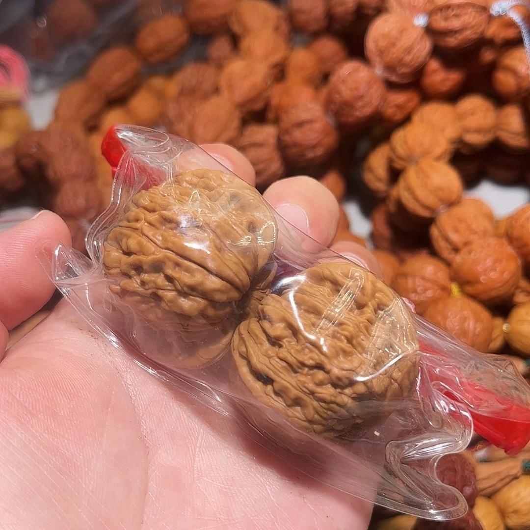 猴头核桃手串窈**鬼四座楼