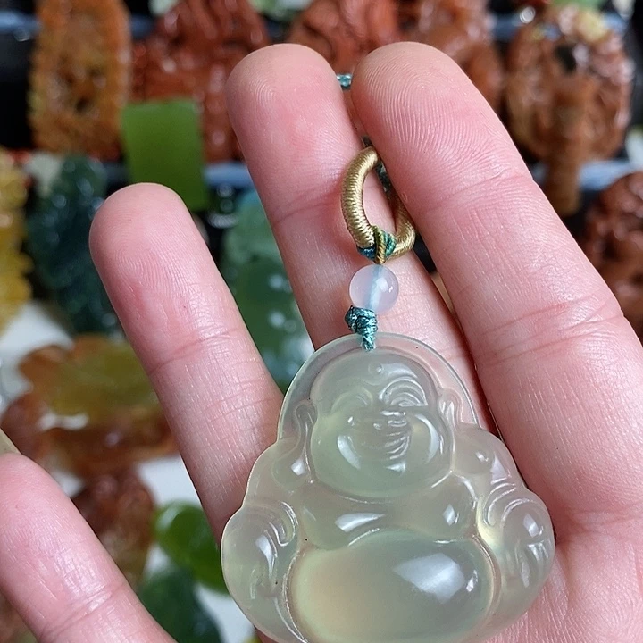 未镶嵌蛇纹石玉颈饰