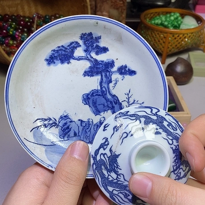 瓷片哈哈哈哈哈哈哈哈哈哈哈v