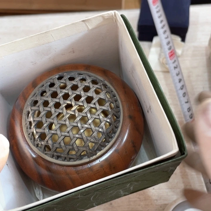 明****活新亿阁 中古商品 默认微瑕