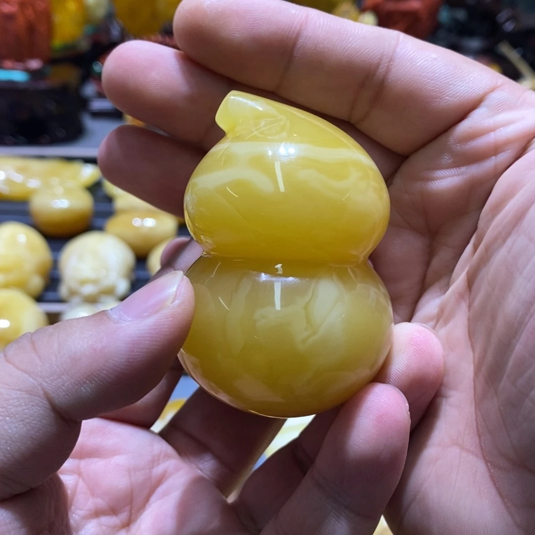 裸石蜜蜡未镶嵌葫芦