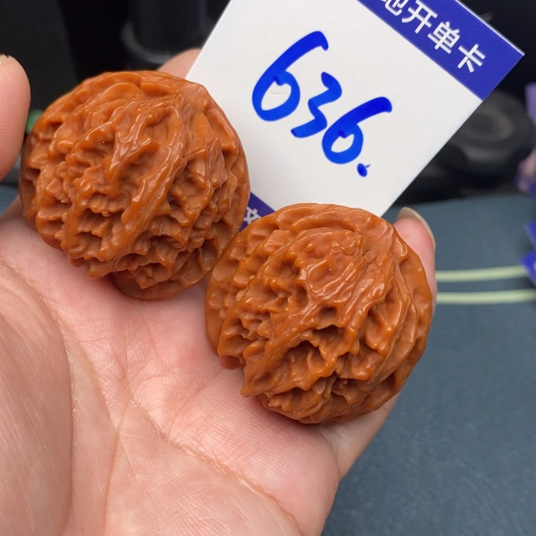 文玩核桃把件苹果园40
