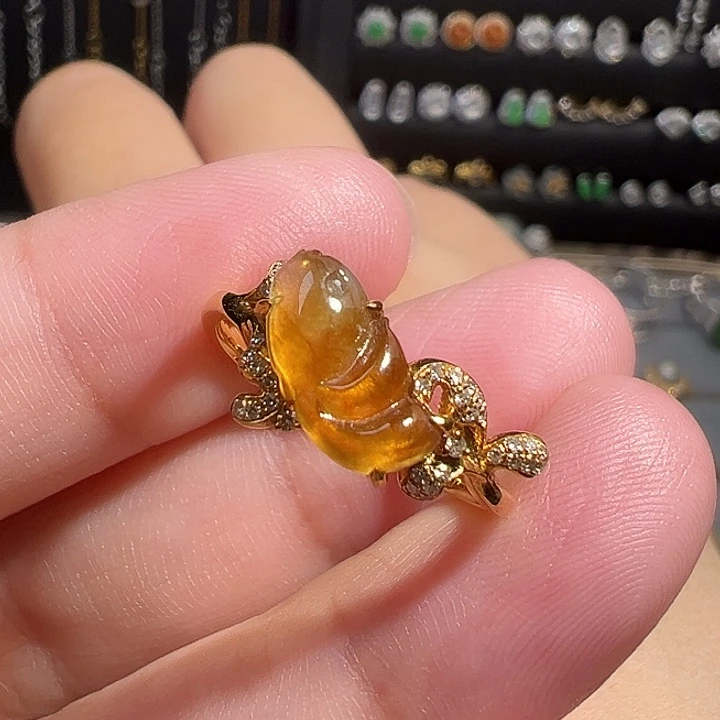 翡翠戒指18K金镶嵌年年有余黄翡锦鲤戒指