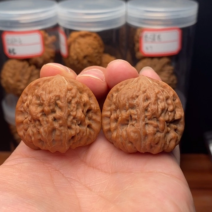 文玩核桃把件麻核桃平谷凹底37