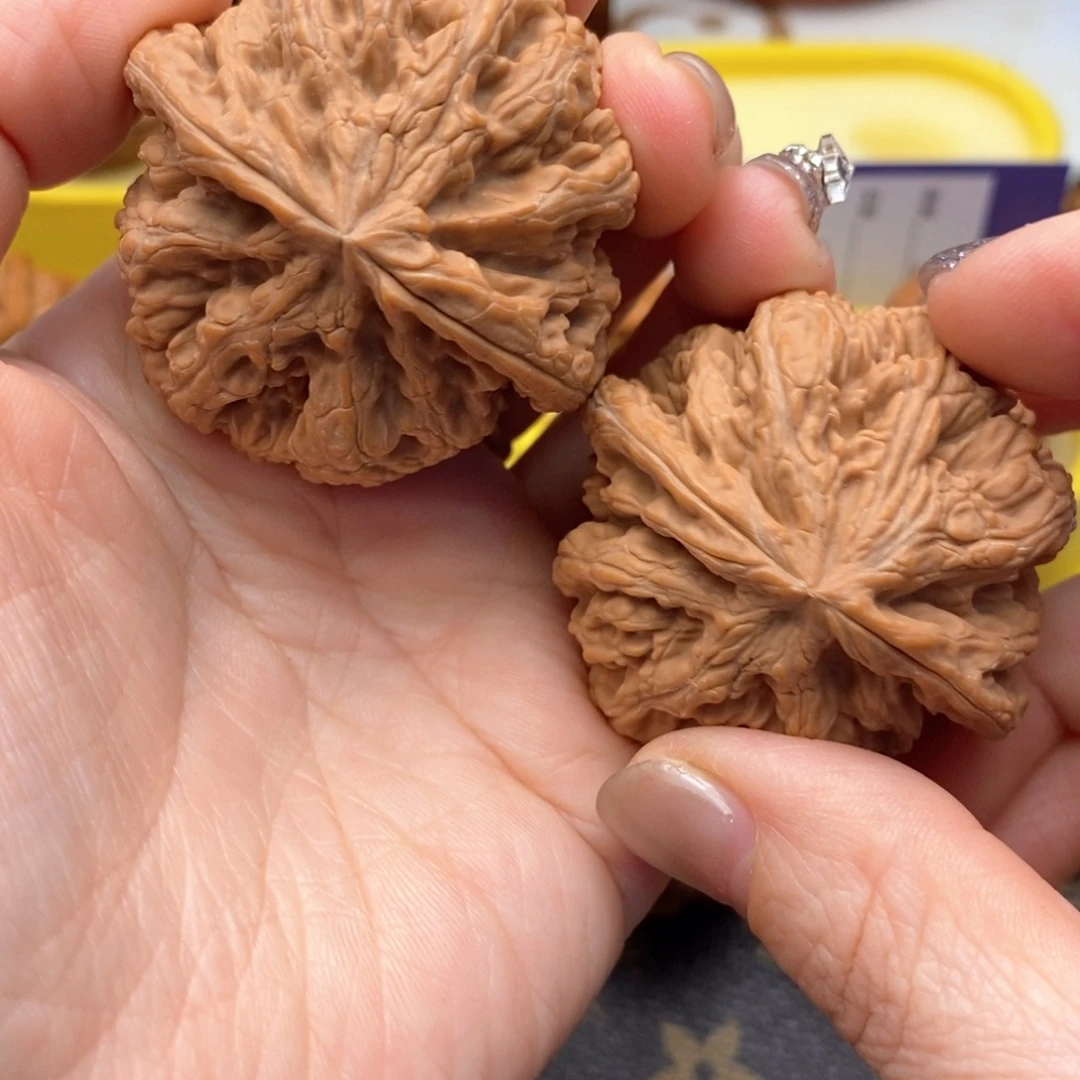 一***叔把件文玩核桃120号粗筋