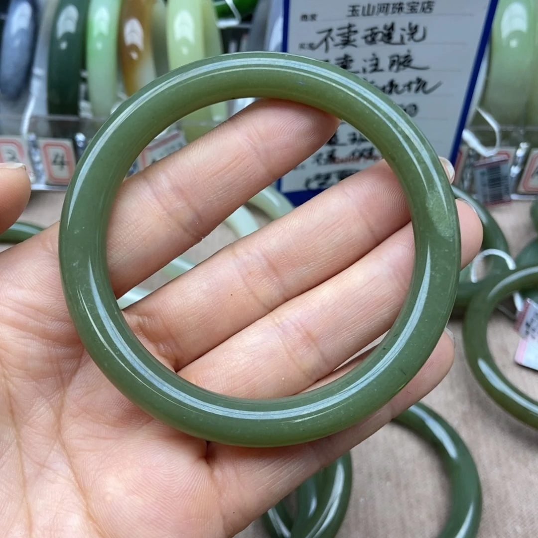 和田玉手镯未镶嵌寒*60➕圈