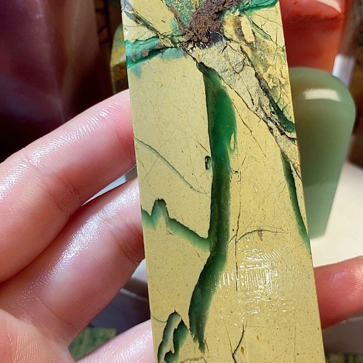 老挝石四川绿四川绿