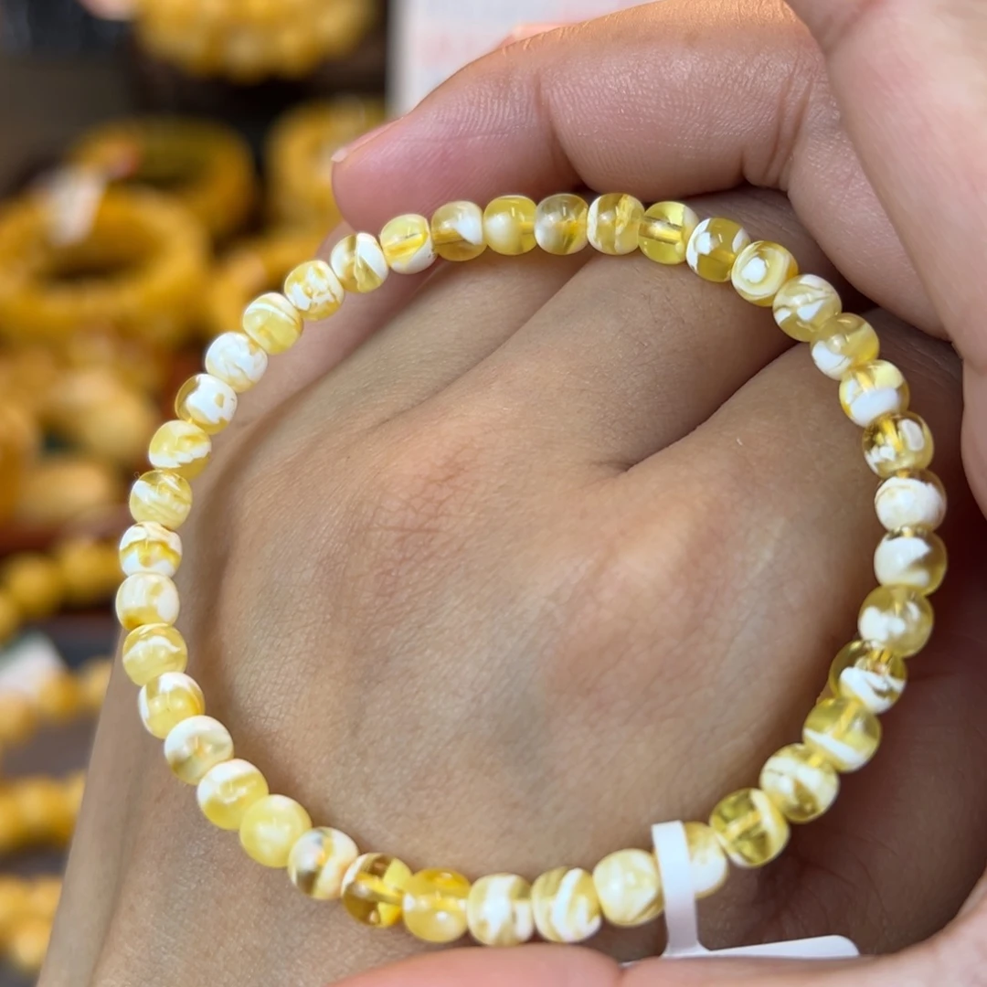 琥珀裸石未镶嵌kjjbbbnnnm