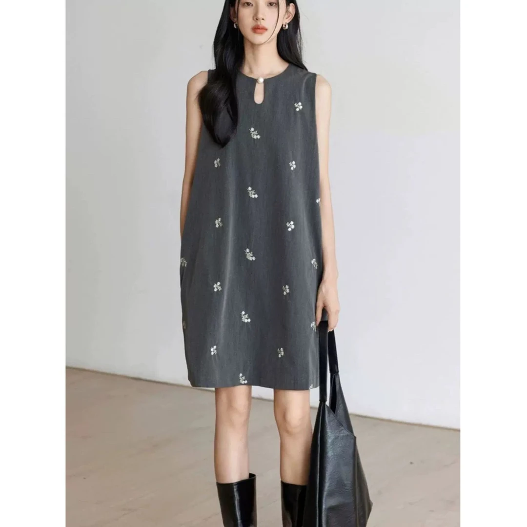 【清货】夏季孕妇法式高级感刺绣圆领无袖碎花连衣裙中长款Z