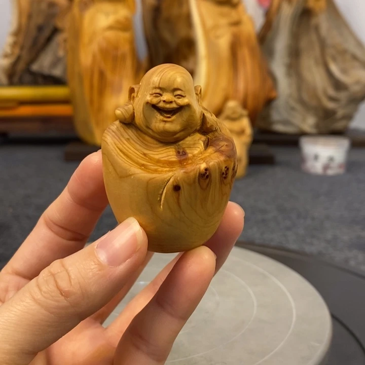 柏木（崖柏）崖柏留疤弥勒佛手把件小摆件