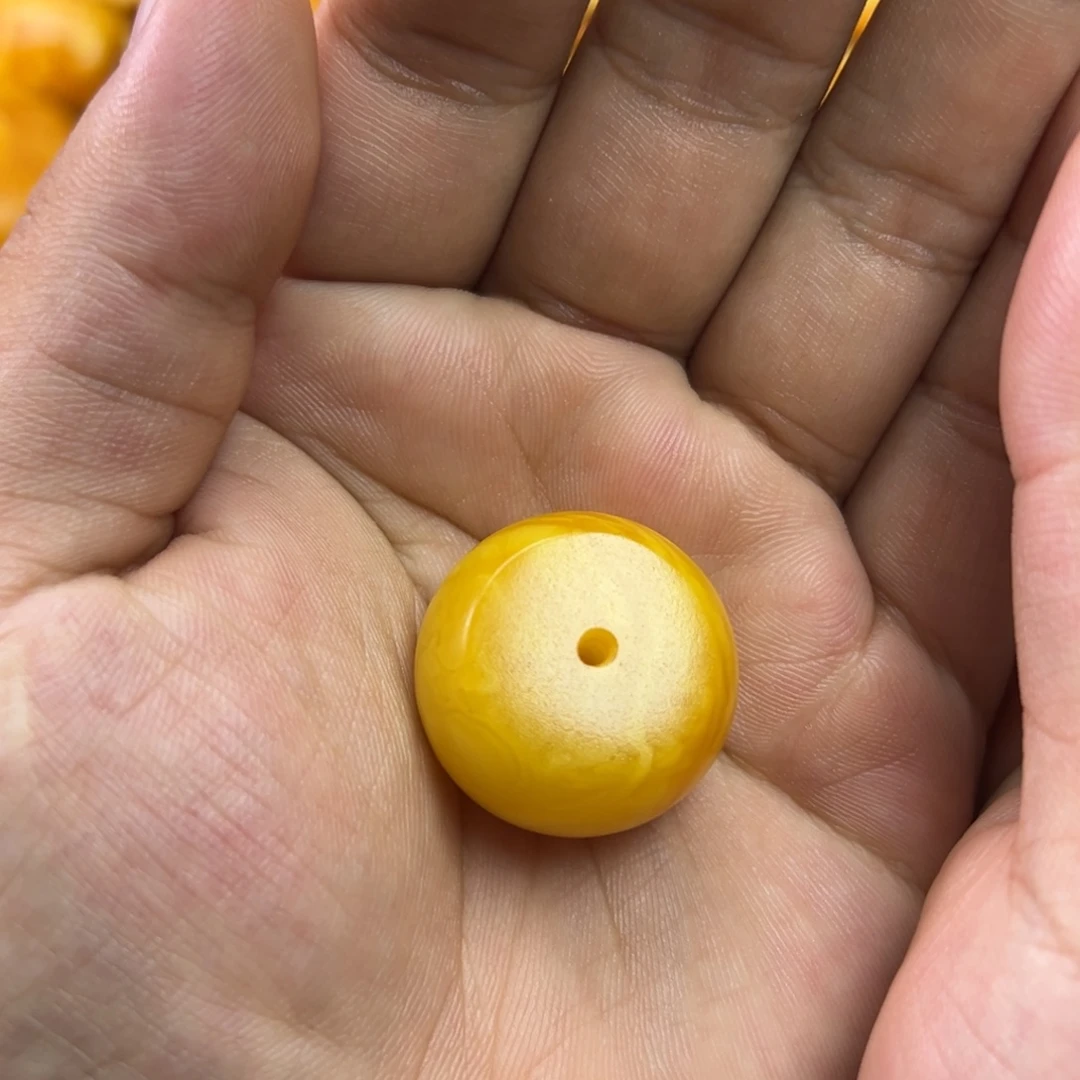 蜜蜡吊坠(不含链)未镶嵌