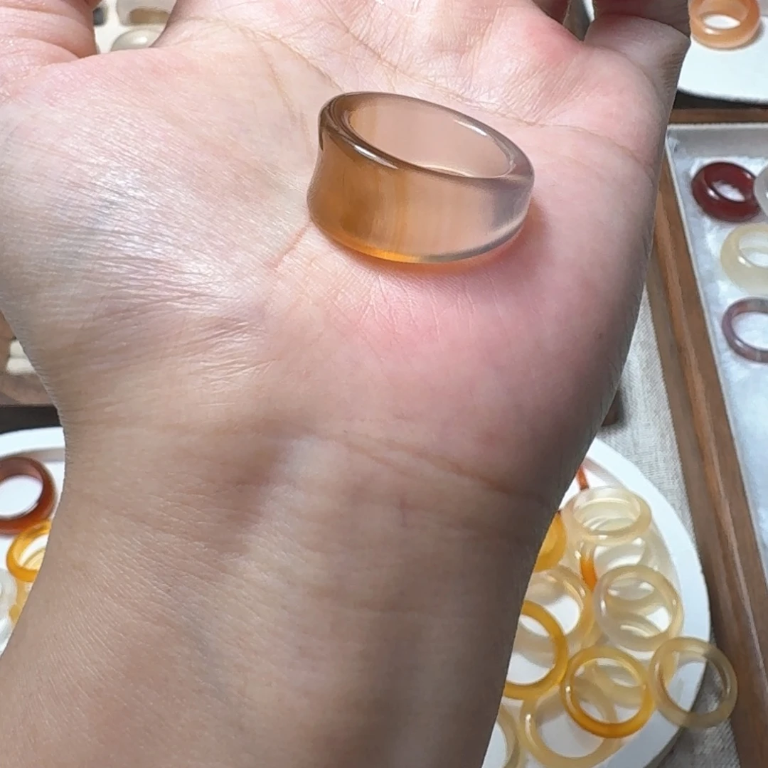 未镶嵌戒指玛瑙/玉髓666港20-21